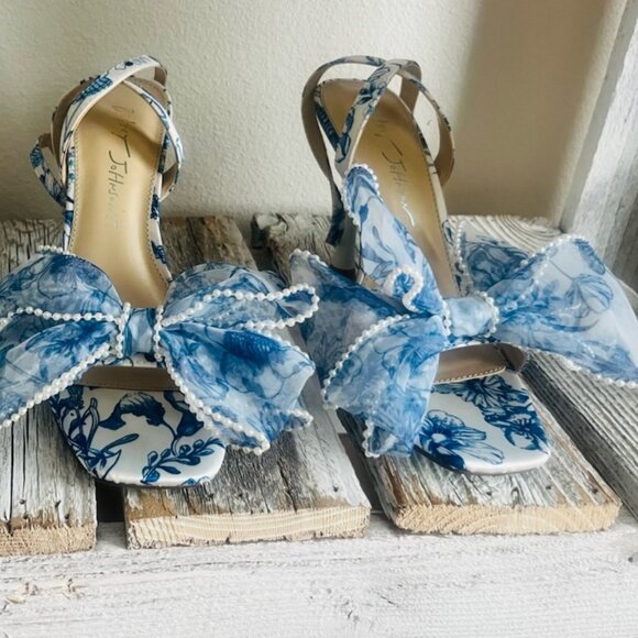 Betsey Johnson Women's Fawn Pump NWT Size 7.5 - Picture 4 of 8